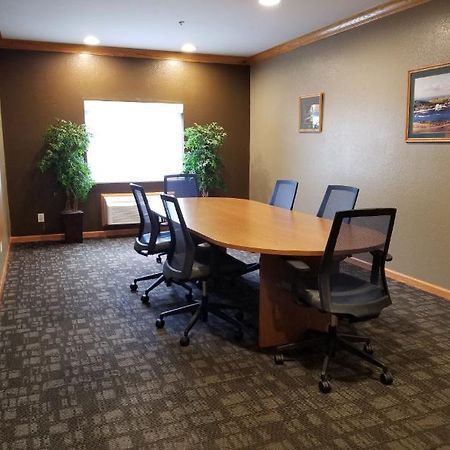 Holiday Inn Express Winfield - Teays Valley Hurricane Dış mekan fotoğraf