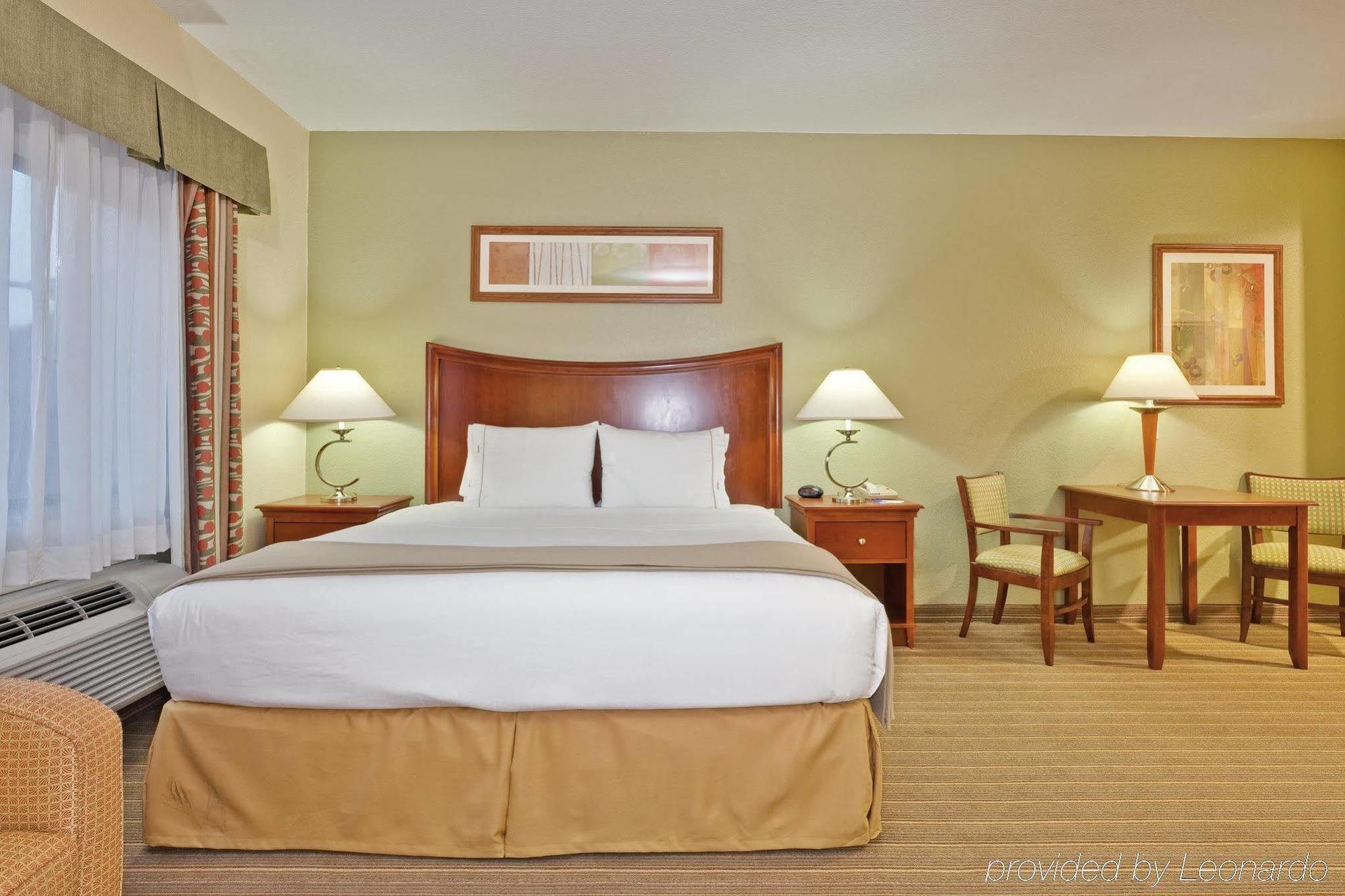 Holiday Inn Express Winfield - Teays Valley Hurricane Dış mekan fotoğraf