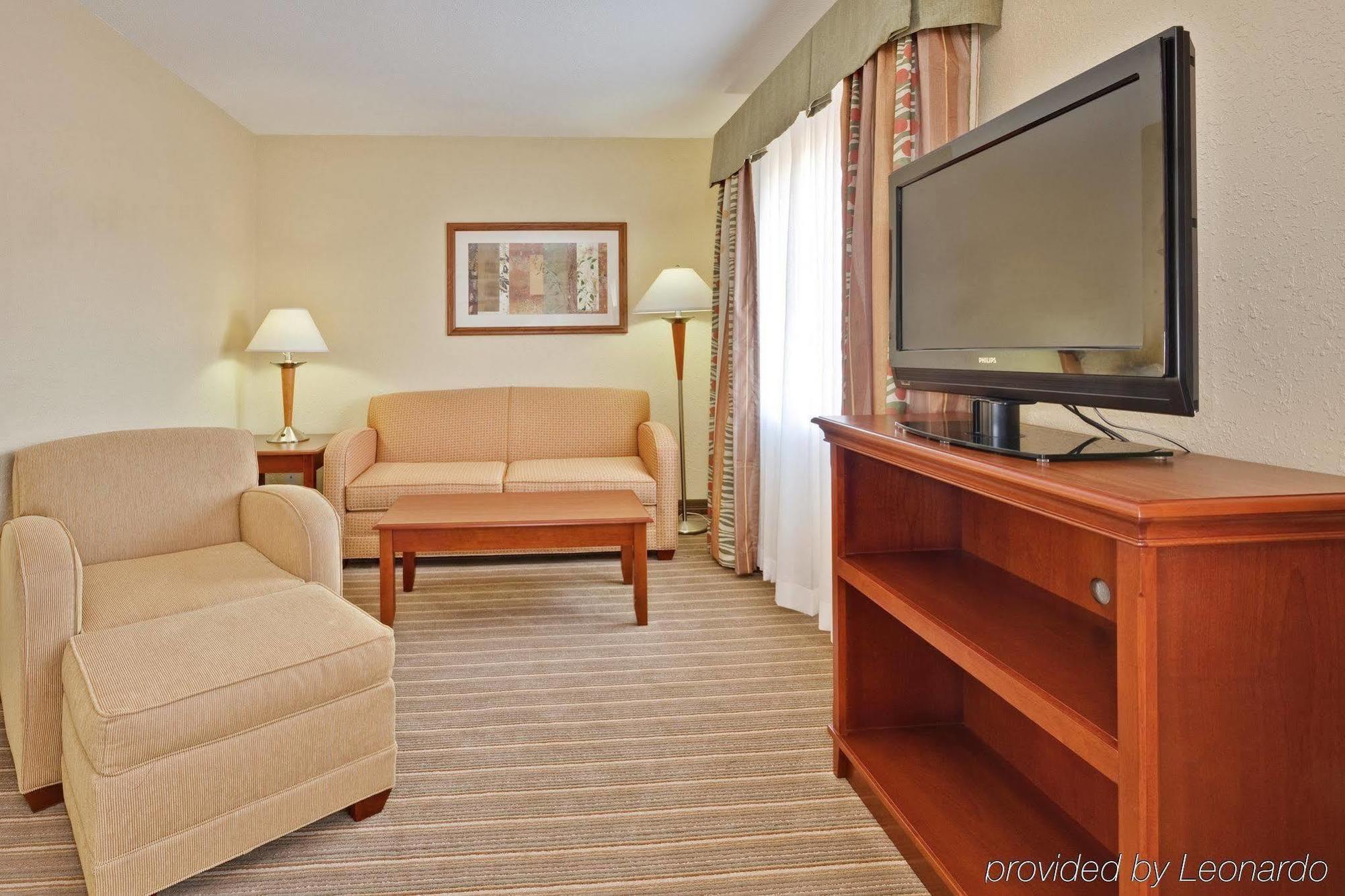 Holiday Inn Express Winfield - Teays Valley Hurricane Oda fotoğraf